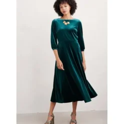 Oak Cottage Velvet Dress
